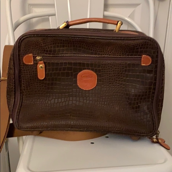 Bric’s Travel Bag - Picture 1 of 4